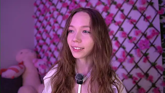 Petite Polly online show from 11-04-25, 06:11