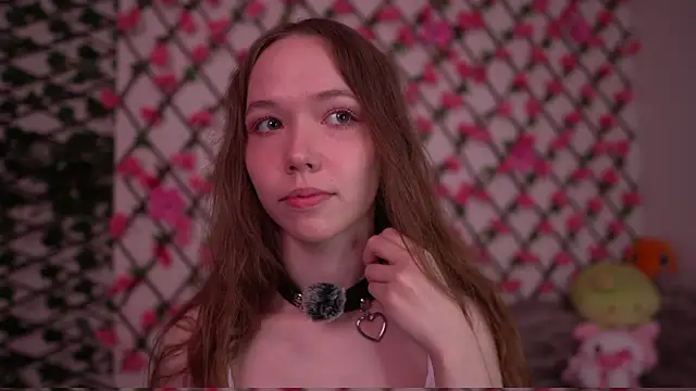 Petite Polly online show from 10-19-25, 01:08