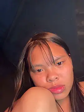 hello-cute online show from 12-17-25, 04:34