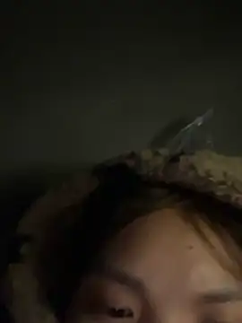 hello-cute online show from 12-16-25, 04:22