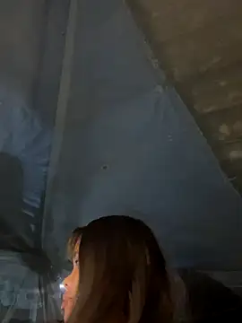 hello-cute online show from 12-20-25, 07:11