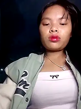 hello-cute online show from 10-31-25, 06:10