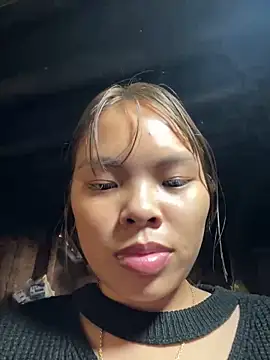 hello-cute online show from 12-23-25, 05:18