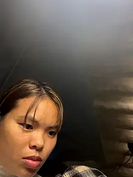 hello-cute online show from 01-12-26, 05:47