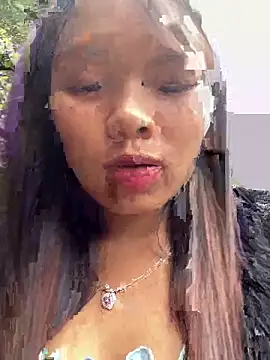 hello-cute online show from 11-17-25, 04:16