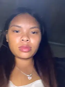 hello-cute online show from 11-16-25, 03:28