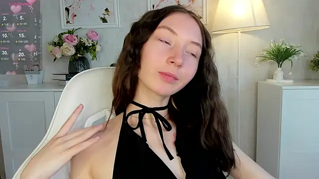 try love  online show from 10-25-25, 08:57