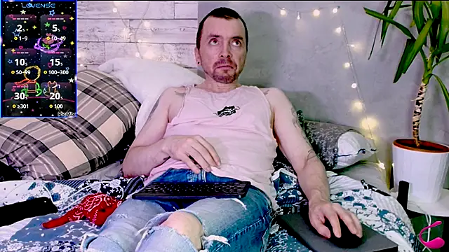 Markus Rivas online show from 10-26-25, 11:49