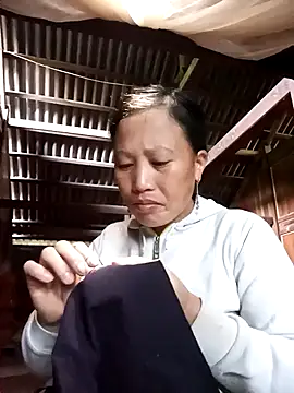 jerry-xx online show from 11-22-25, 01:37