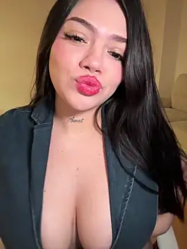 dulcemarianh  online show from 11-29-25, 04:40