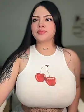 Snapshot of dulcemarianh_ chatting on 06-18-26, 04:00 dulcemarianh online show from 06-18-26, 04:00