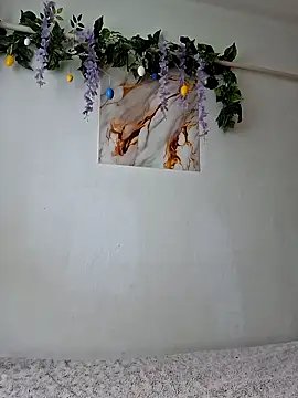 Nika aa online show from 04-12-26, 08:50