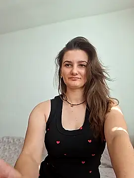 Snapshot of Nika_aa chatting on 04-28-26, 08:08 Nika aa online show from 04-28-26, 08:08