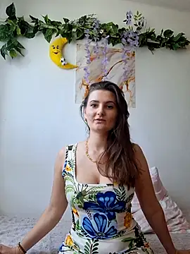 Snapshot of Nika_aa chatting on 05-03-26, 12:31 Nika aa online show from 05-03-26, 12:31