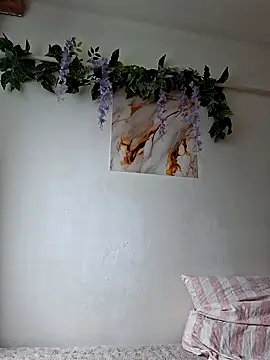 Nika aa online show from 04-16-26, 08:59