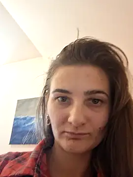 Snapshot of Nika_aa chatting on 10-07-25, 01:23 Nika aa online show from 10-07-25, 01:23