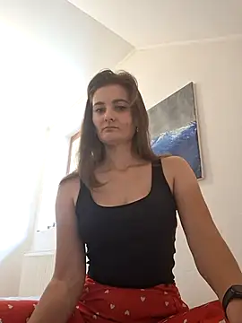 Snapshot of Nika_aa chatting on 10-11-25, 08:26 Nika aa online show from 10-11-25, 08:26