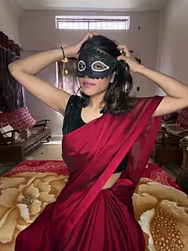 Lovebirdss online show from 02-05-26, 08:10