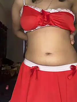 Lovebirdss online show from 02-20-26, 08:16