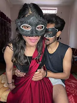 Lovebirdss online show from 01-19-26, 09:13