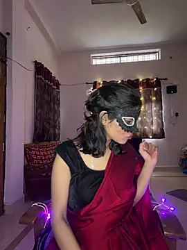 Lovebirdss online show from 02-21-26, 08:05