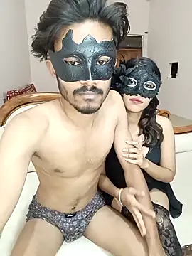 Lovebirdss online show from 10-21-25, 10:14