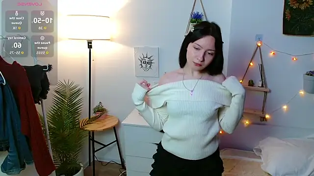 Kira2Kiss online show from 11-09-25, 07:51