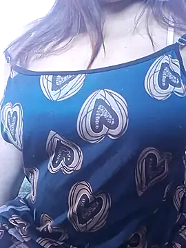 Snapshot of janu-janvi chatting on 11-10-25, 03:55 janu-janvi online show from 11-10-25, 03:55