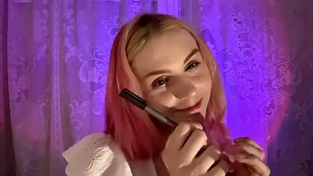 CherlynBlose online show from 10-19-25, 03:37