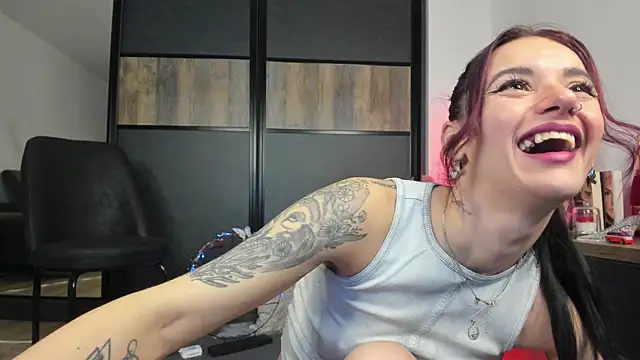 JacquelineHex online show from 02-25-26, 03:18