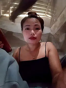 Rabbit-small online show from 10-20-25, 04:36