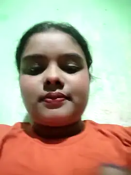 Snapshot of World_Top_Girl chatting on 10-09-25, 12:28 World Top Girl online show from 10-09-25, 12:28