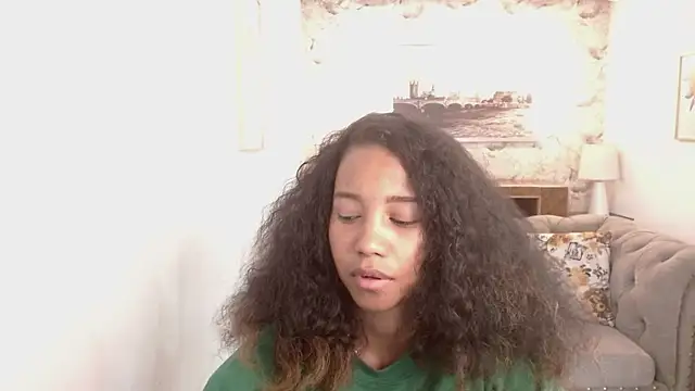 Snapshot of Salome_tk chatting on 10-09-25, 12:17 Salome tk online show from 10-09-25, 12:17