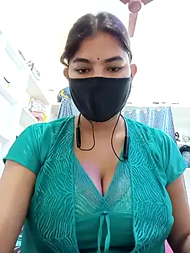 Hot radhaji online show from 04-04-26, 01:01