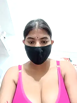 Hot radhaji online show from 11-21-25, 04:50