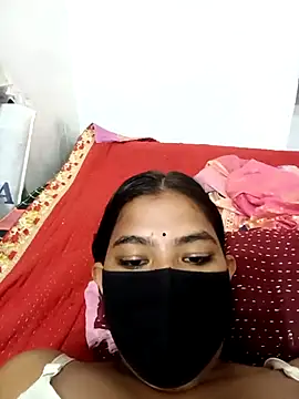 Hot radhaji online show from 10-26-25, 09:15