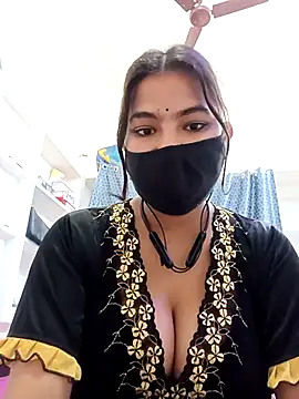 Hot radhaji online show from 02-28-26, 03:06