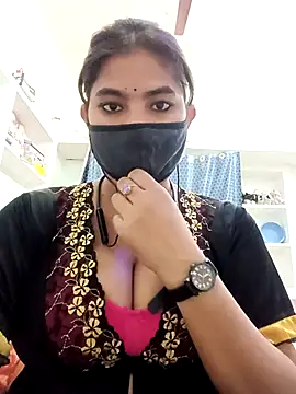Hot radhaji online show from 04-30-26, 02:35