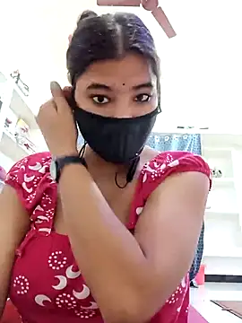 Hot radhaji online show from 04-14-26, 03:55