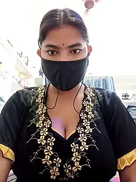 Hot radhaji online show from 03-14-26, 02:50