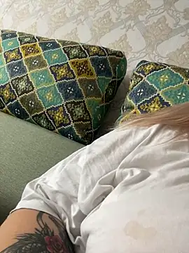 Vita6777 online show from 11-10-25, 04:50