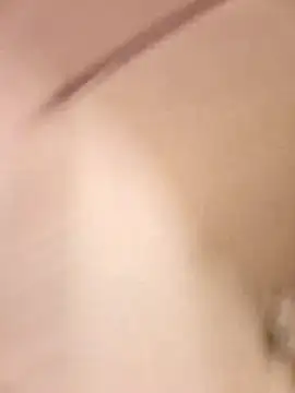 Snapshot of B1GLO chatting on 11-27-25, 12:33 B1GLO online show from 11-27-25, 12:33