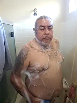 Snapshot of B1GLO chatting on 02-09-26, 04:49 B1GLO online show from 02-09-26, 04:49