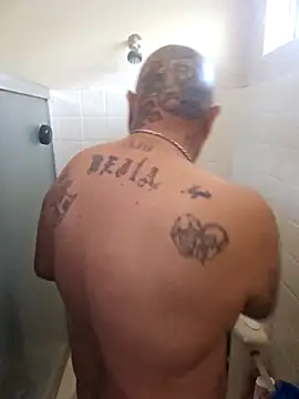 Snapshot of B1GLO chatting on 02-06-26, 05:42 B1GLO online show from 02-06-26, 05:42