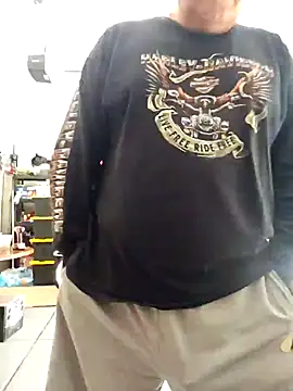 Snapshot of B1GLO chatting on 02-26-26, 10:21 B1GLO online show from 02-26-26, 10:21