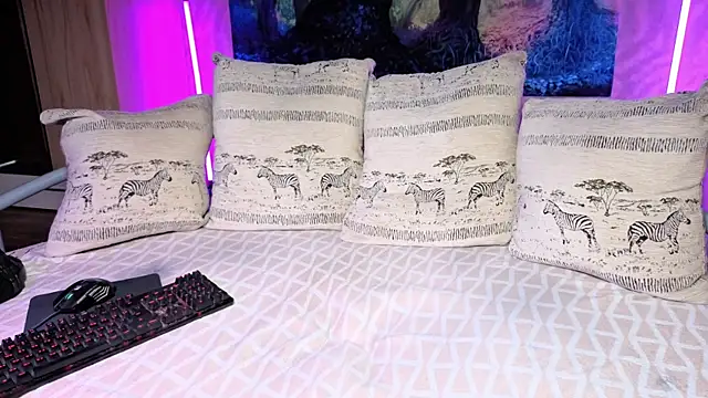 Anubisgods online show from 10-16-25, 04:54