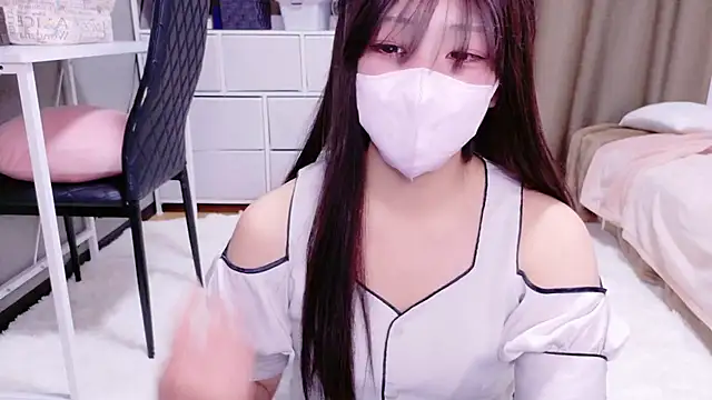 Snapshot of YuKa-zaurusu chatting on 11-15-25, 06:06 YuKa-zaurusu online show from 11-15-25, 06:06