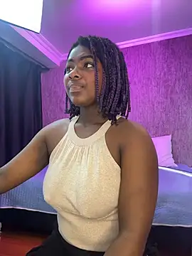 KarinaFlowers  online show from 04-21-26, 12:12