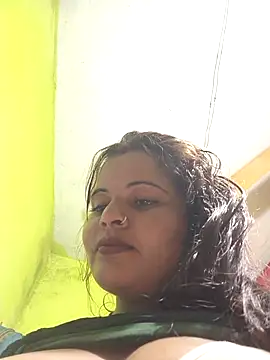 Snapshot of ALEXXA_143 chatting on 10-15-25, 08:55 ALEXXA 143 online show from 10-15-25, 08:55