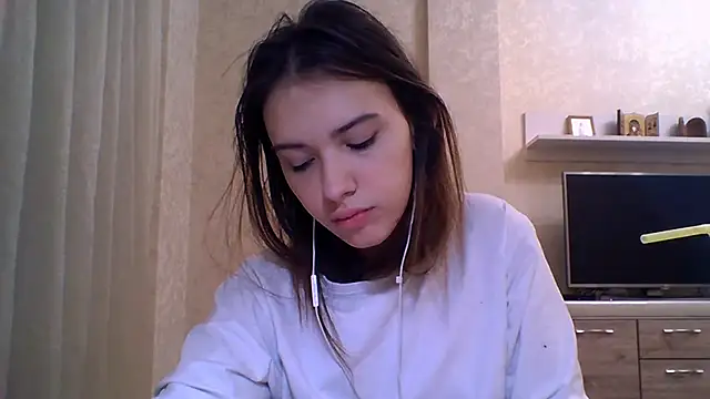 CeyaLier online show from 10-28-25, 05:12